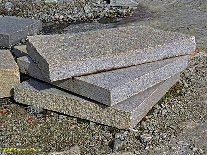 Quarry_slabs