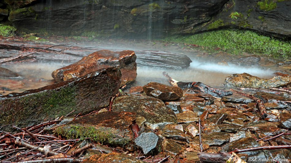 Stillhouse_Falls_spatter