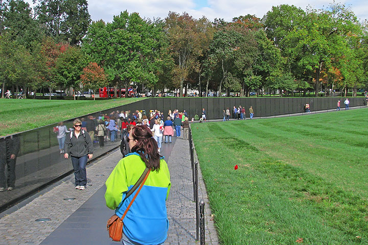 Vietnam_War_Memorial